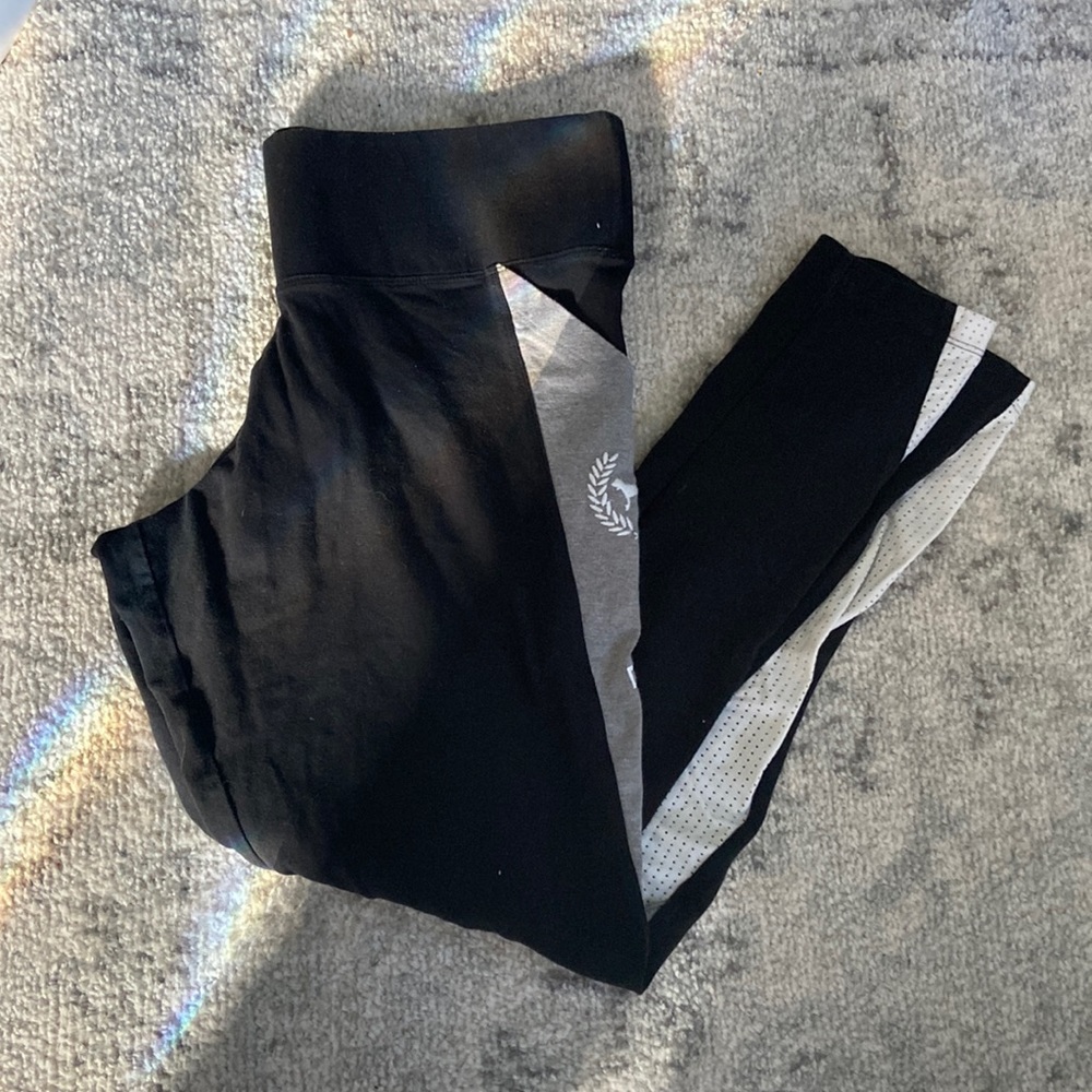V.S Pink leggings/yoga pants
